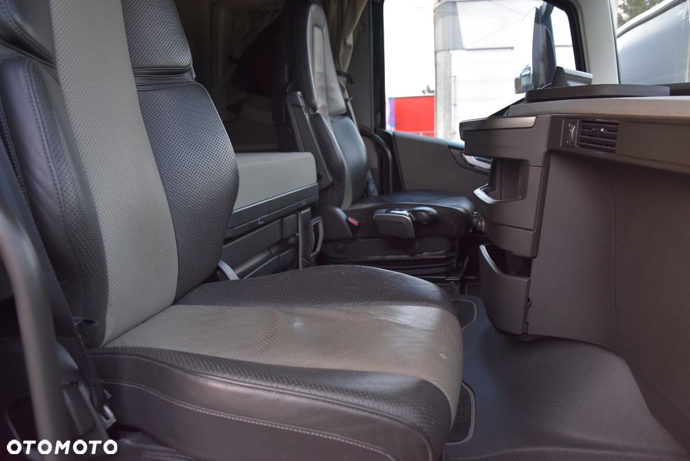 Volvo FH5 500 I-SAVE *RETARDER* GLOBETROTTER XL / FULL LED / SKÓRY / LOW DECK MEGA / ASO VOLVO SALON POLSKA JAK NOWE ! ! ! - 33