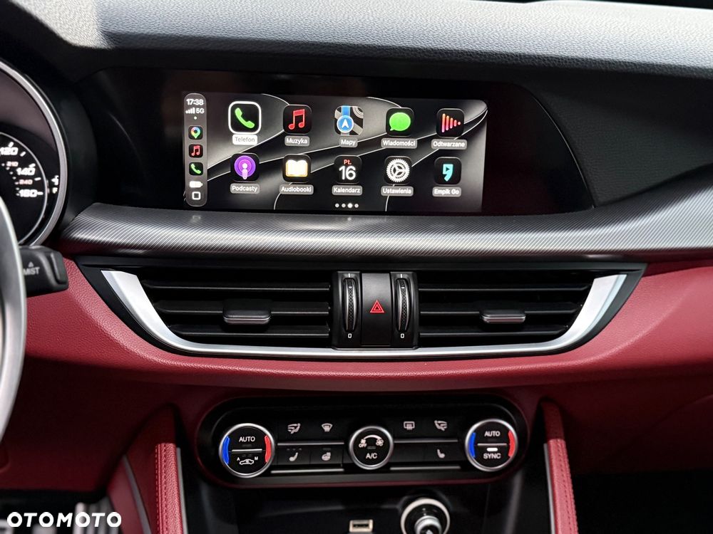 Alfa Romeo Stelvio 2.0 Turbo Veloce TI Q4 - 31