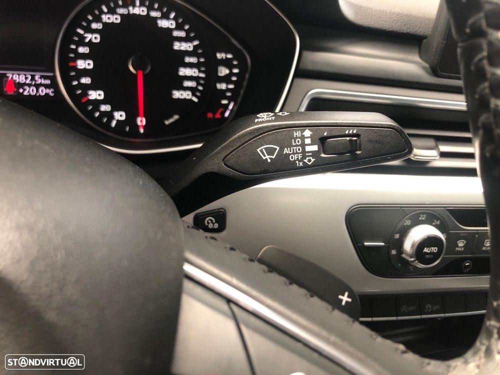 Audi A4 2.0 TDI Design S tronic - 13