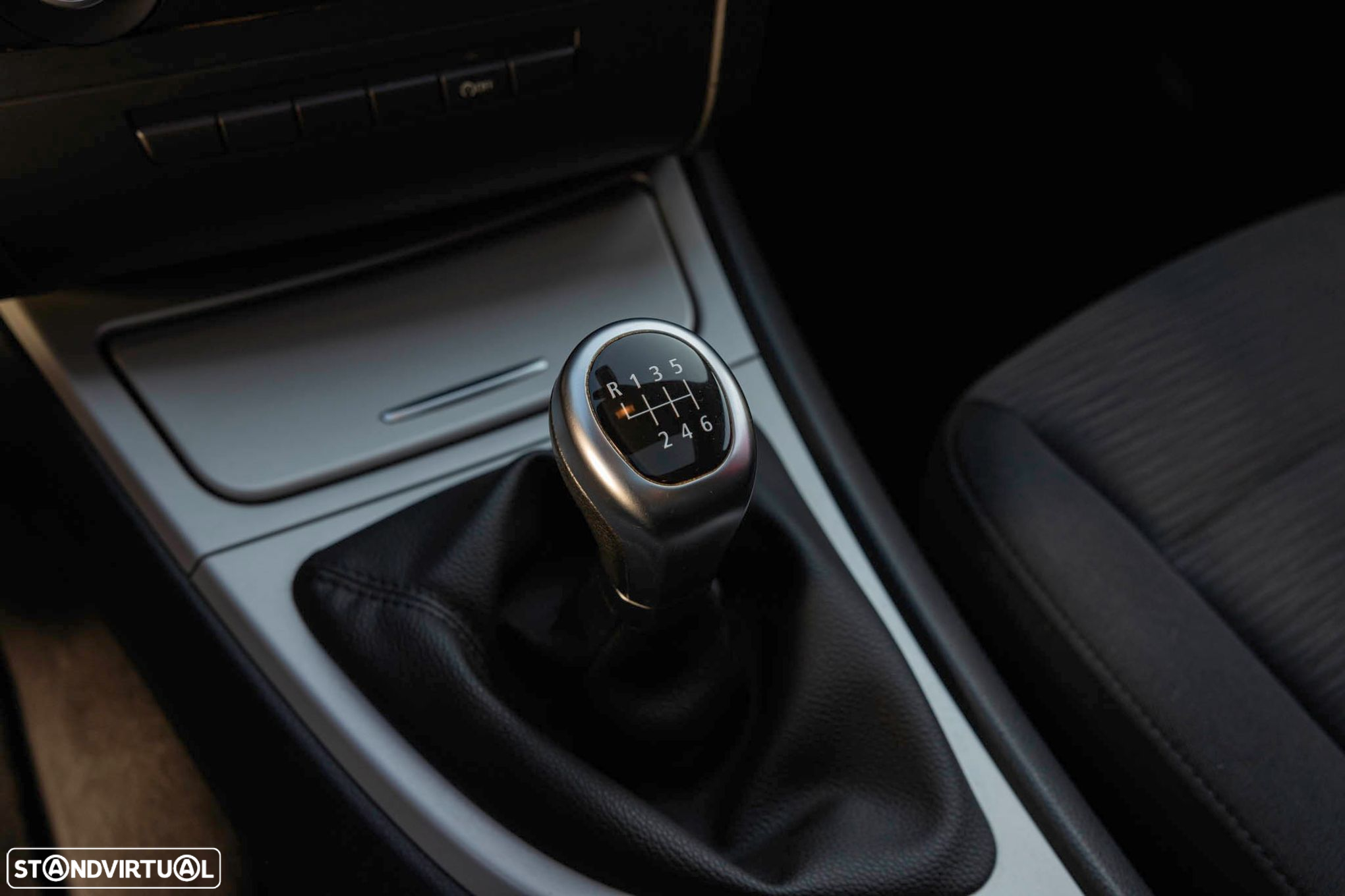 BMW 118 d Pack M - 16
