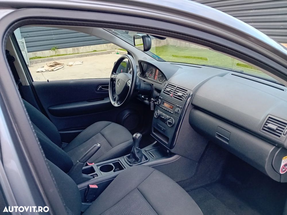 Mercedes-Benz A 160 Style - 9