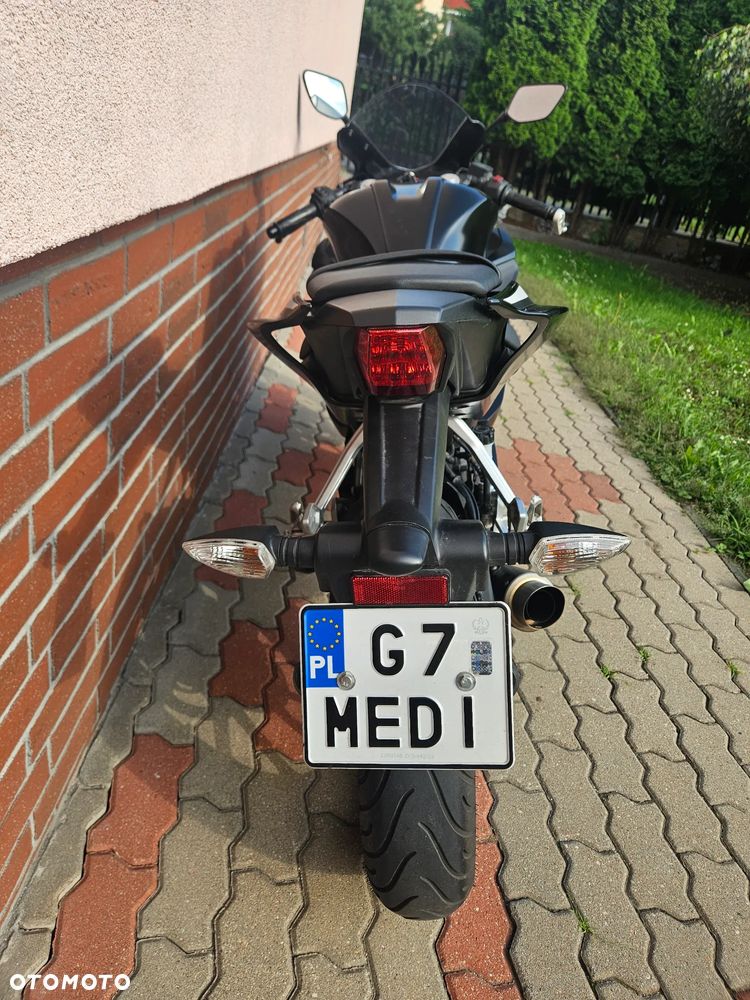 Yamaha YZF - 7