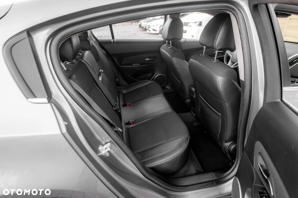 Chevrolet Cruze 1.4T LT+ - 19