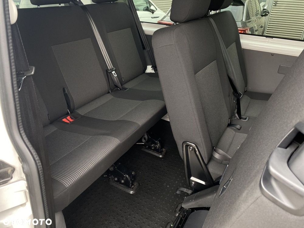 Volkswagen Transporter T6.1 - 25