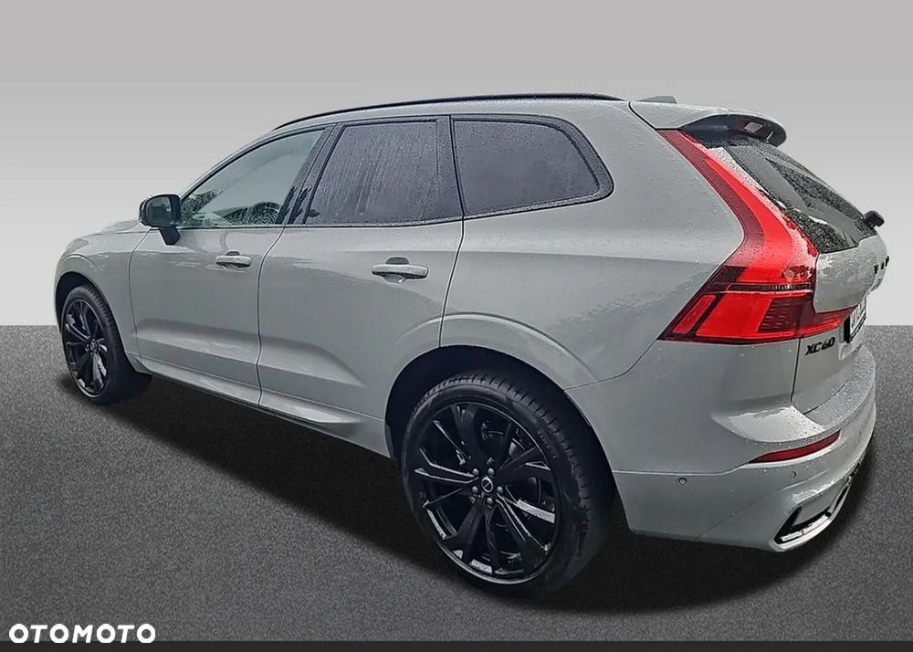Volvo XC 60 B5 B AWD Ultra Black Edition - 3