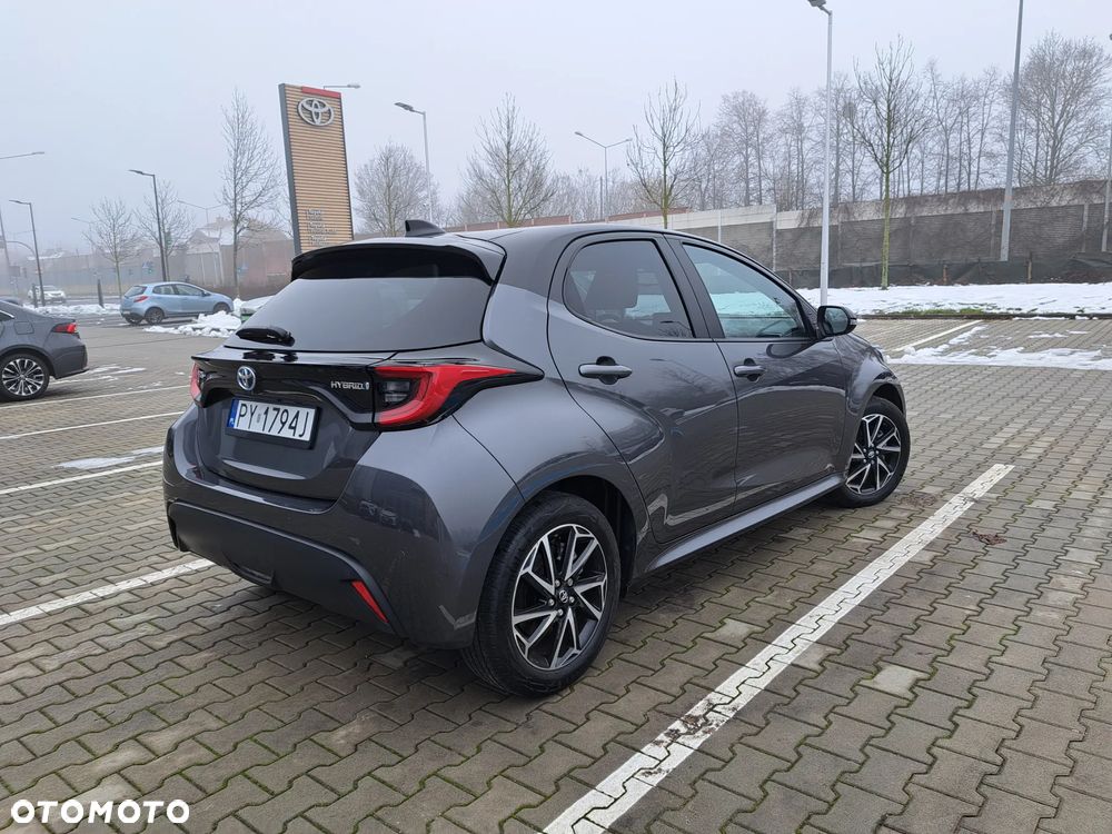 Toyota Yaris Hybrid 1.5 Executive - 5