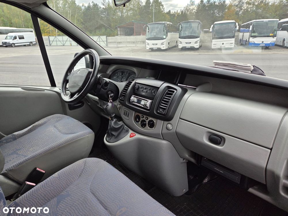 Renault Trafic - 9