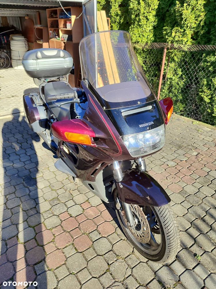 Honda ST - 5