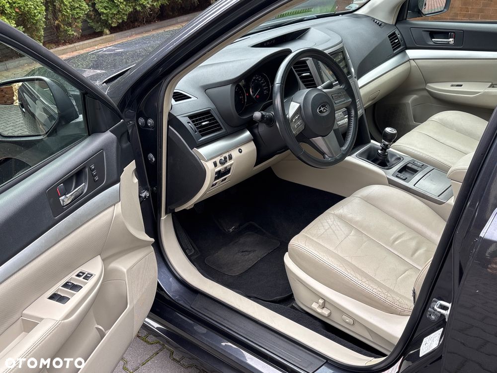 Subaru Legacy 2.0 D Sport - 17