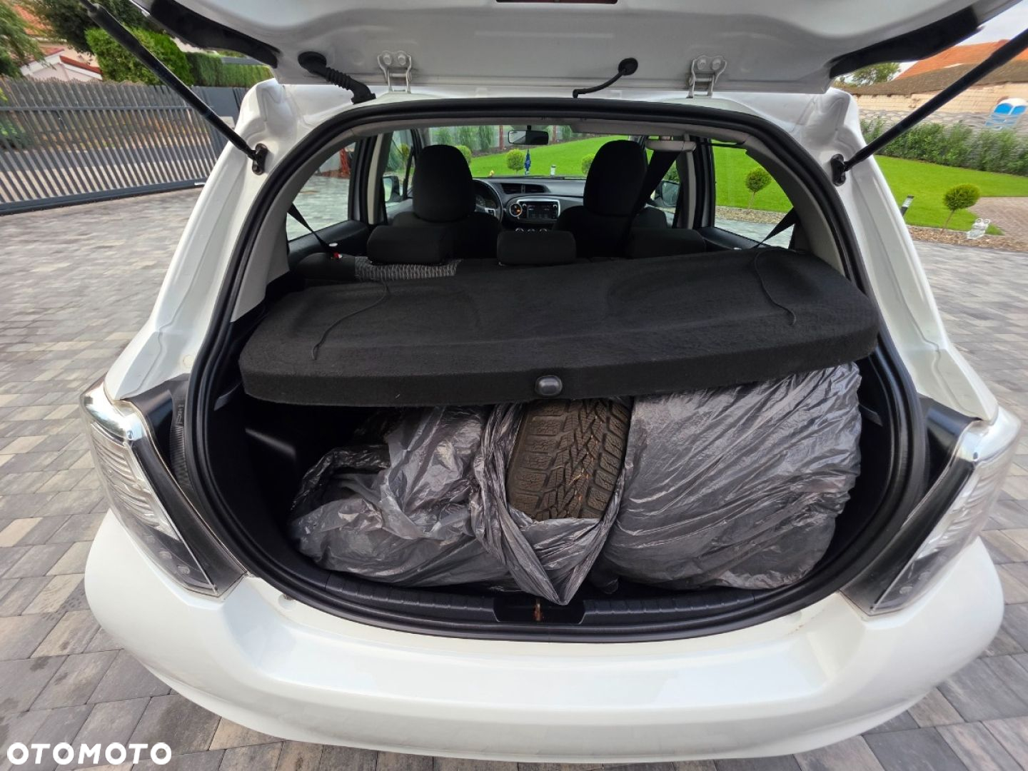 Toyota Yaris - 22