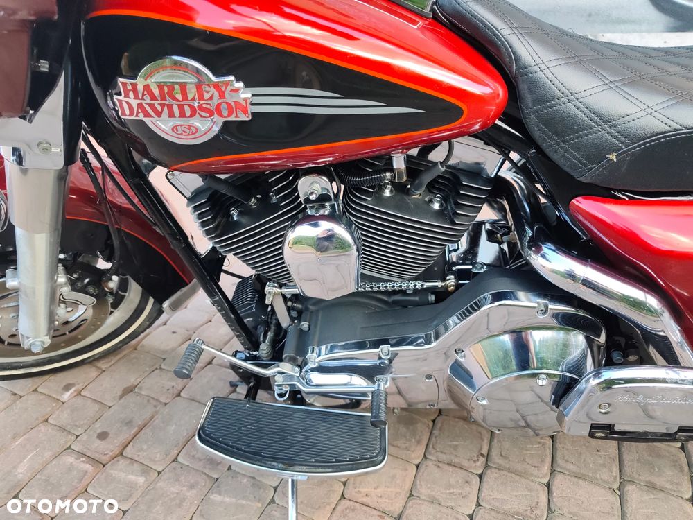 Harley-Davidson FLHTCU Ultra - 20