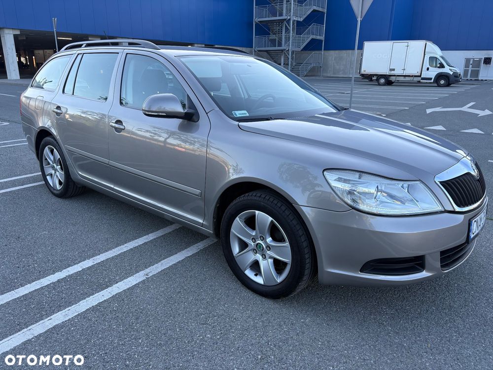 Skoda Octavia 1.6 Ambiente EU5 - 7