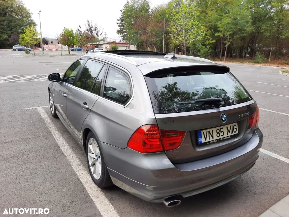 BMW Seria 3 320d Efficient Dynamic Edition Aut. Blue Performan - 4