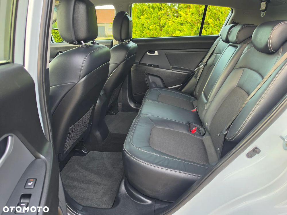 Kia Sportage 2.0 XL 2WD - 27