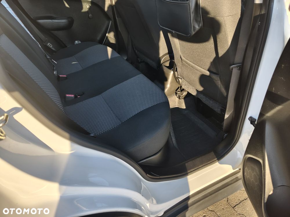 Suzuki Vitara - 11