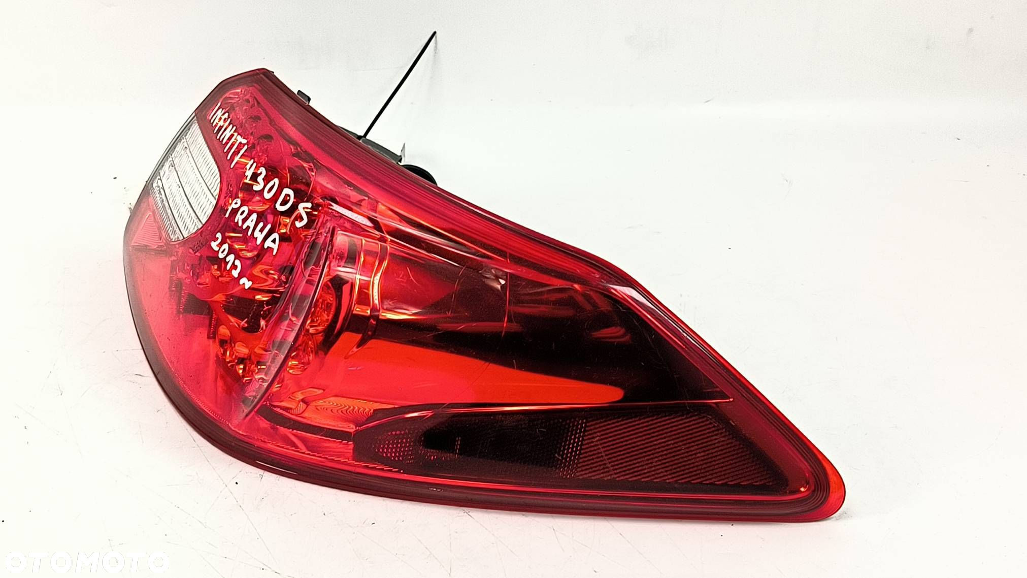 LAMPA PRAWA TYŁ INFINITI M30D - 6