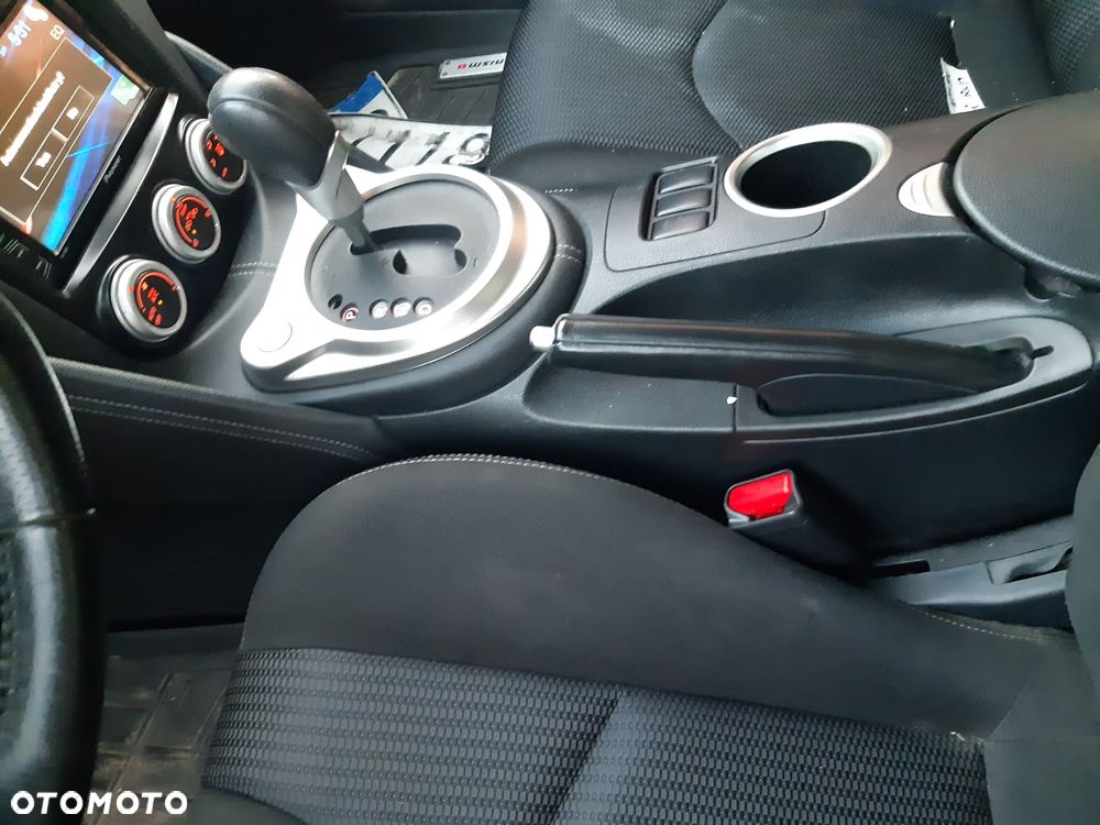 Nissan 370 Z - 13
