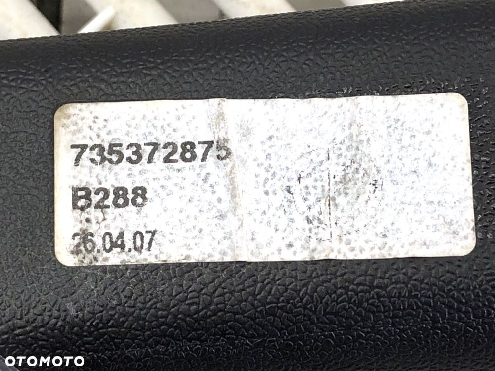 ROLETA BAGAŻNIKA  FIAT CROMA (194_) 2005 - 2022 1.8 16V 103 kW [140 KM] benzyna 2005 - 2022 - 4