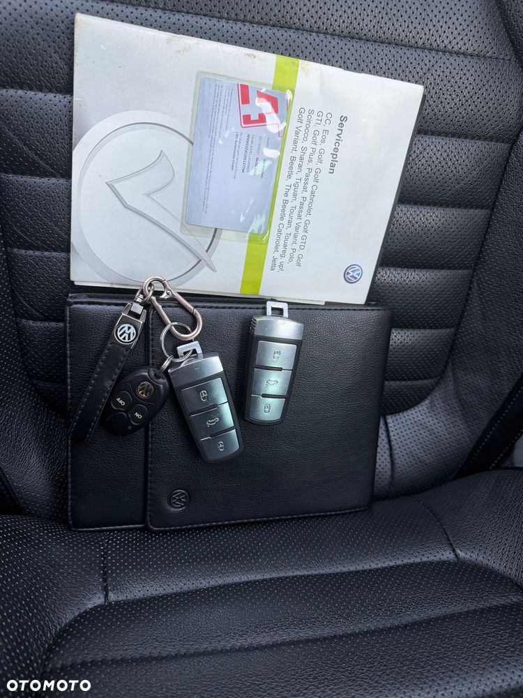 Volkswagen Passat 2.0 TDI DSG BlueMotion Technology Highline - 27