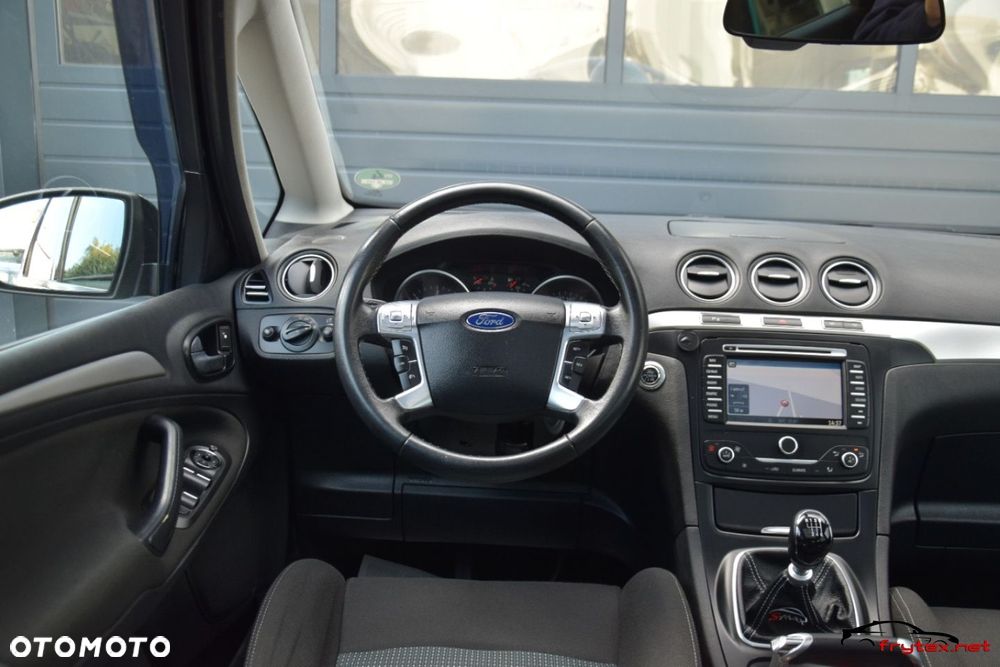 Ford S-Max - 31
