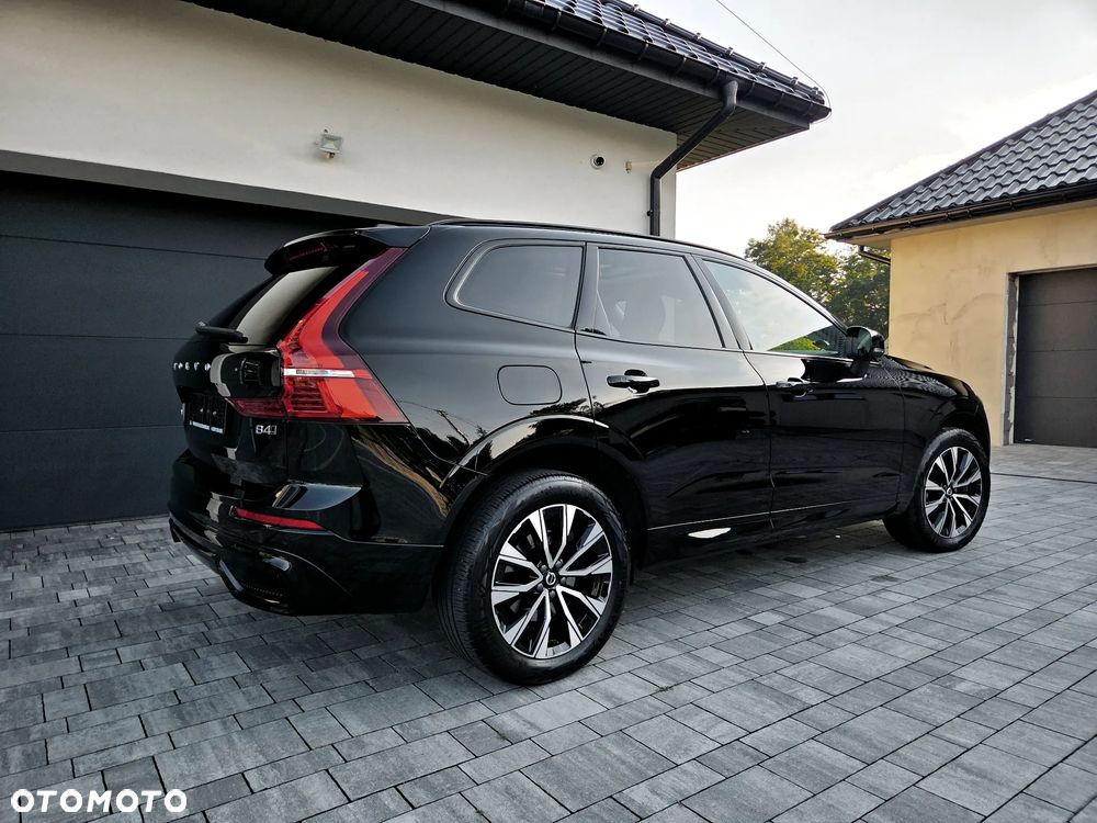 Volvo XC 60 B4 D AWD Plus Dark - 6