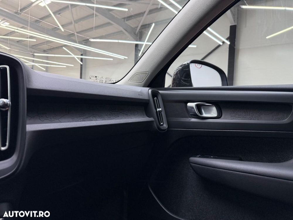 Volvo XC 40 T2 AT8 Momentum - 17