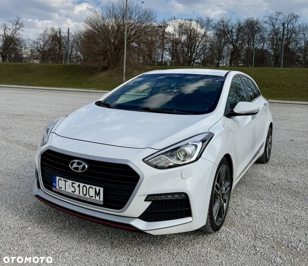 Hyundai i30 1.6 T GDI Turbo - 4