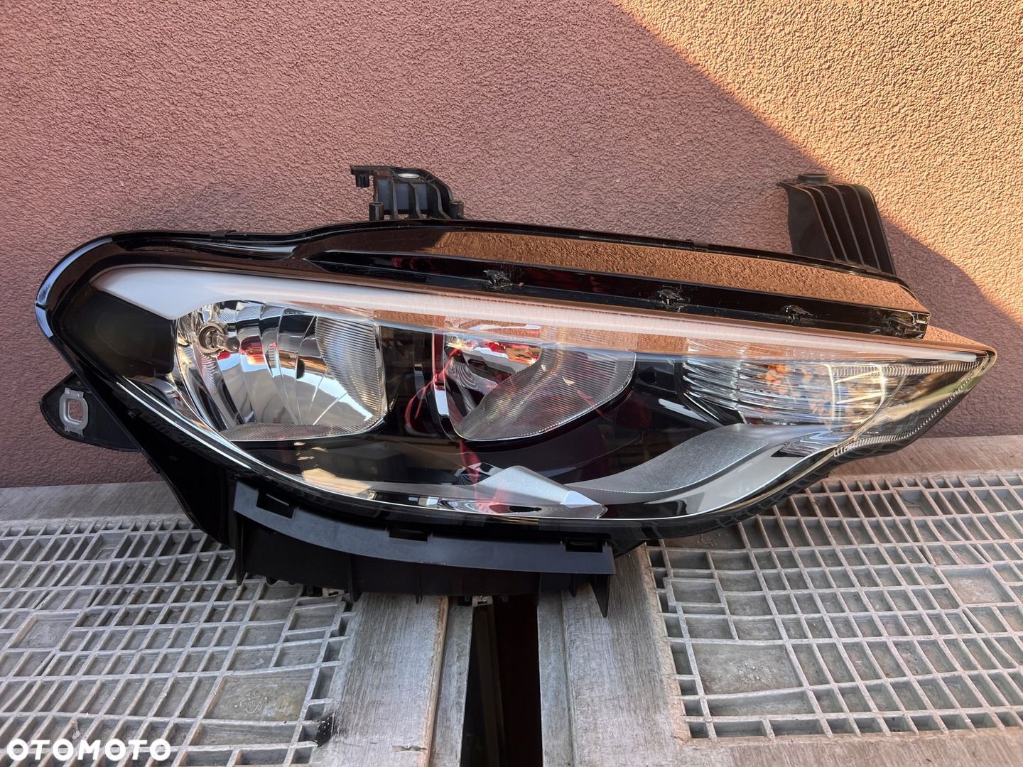 Lampa przednia FIAT TIPO II ZWYKŁA PRAWA EUROPA ORYGINALNA AL - 1
