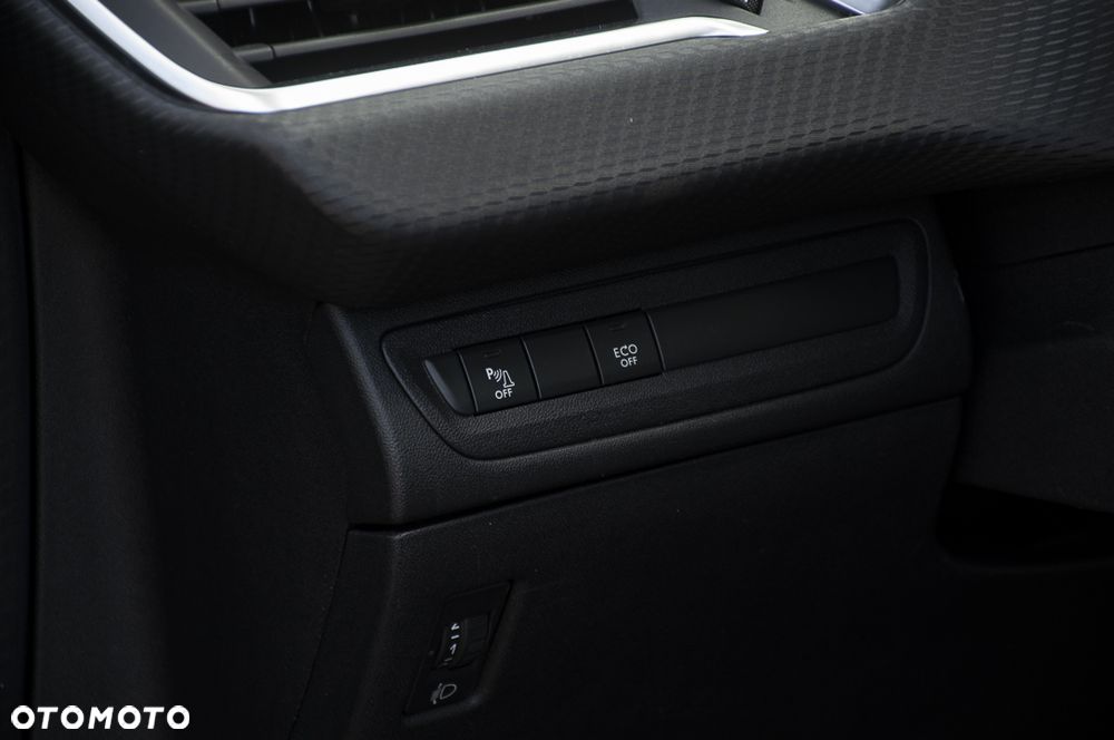 Peugeot 2008 BlueHDi FAP 120 STOP & START GT-Line Edition - 20
