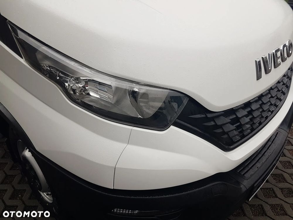 Iveco DAILY KONTENER NISKOPODŁOGOWY 4,43x2,24x2,43 SKLEP FOODTRUCK BAR KLIMA KONIOWÓZ KAMPER - 32