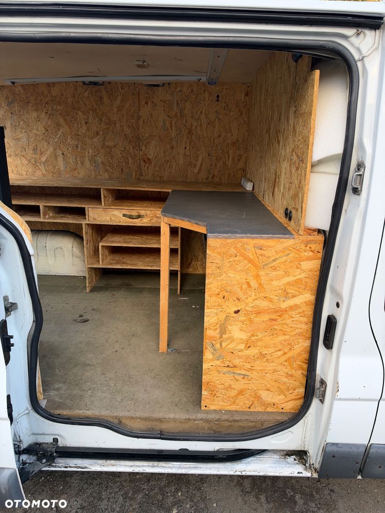Renault Trafic - 11