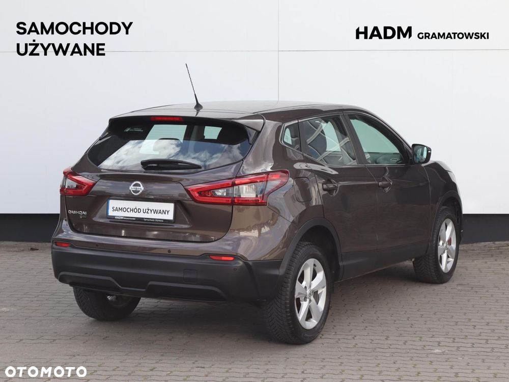 Nissan Qashqai - 2