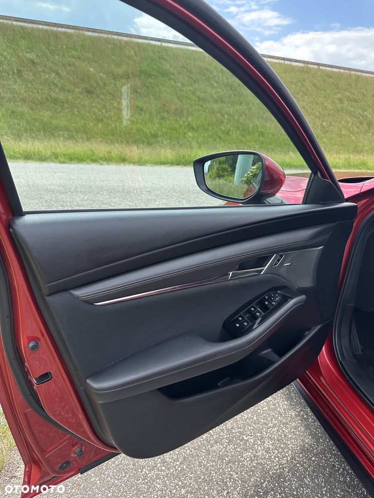 Mazda 3 2.0 mHEV Hikari - 6