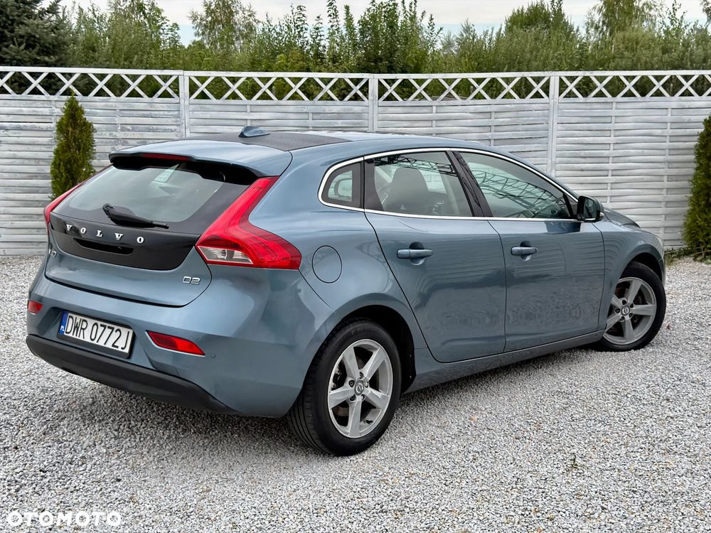 Volvo V40 D2 Momentum - 3