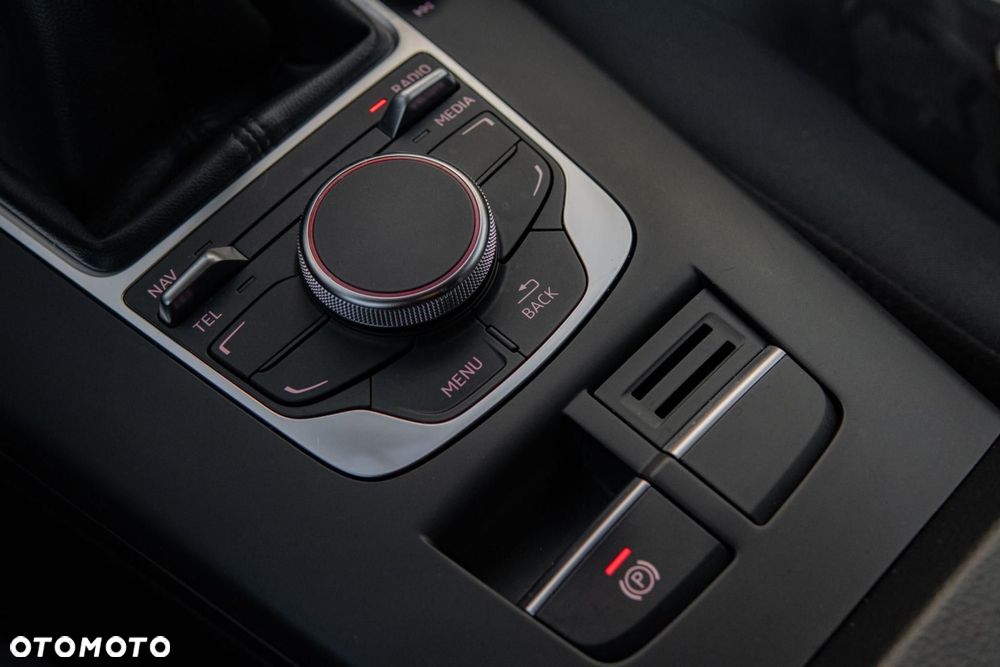Audi A3 3-drzwiowe 1.2 TFSI Ambiente - 19