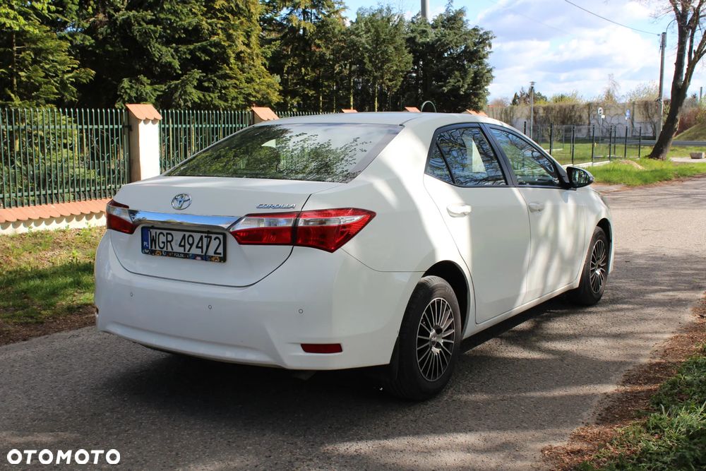 Toyota Corolla 1.6 Active - 5