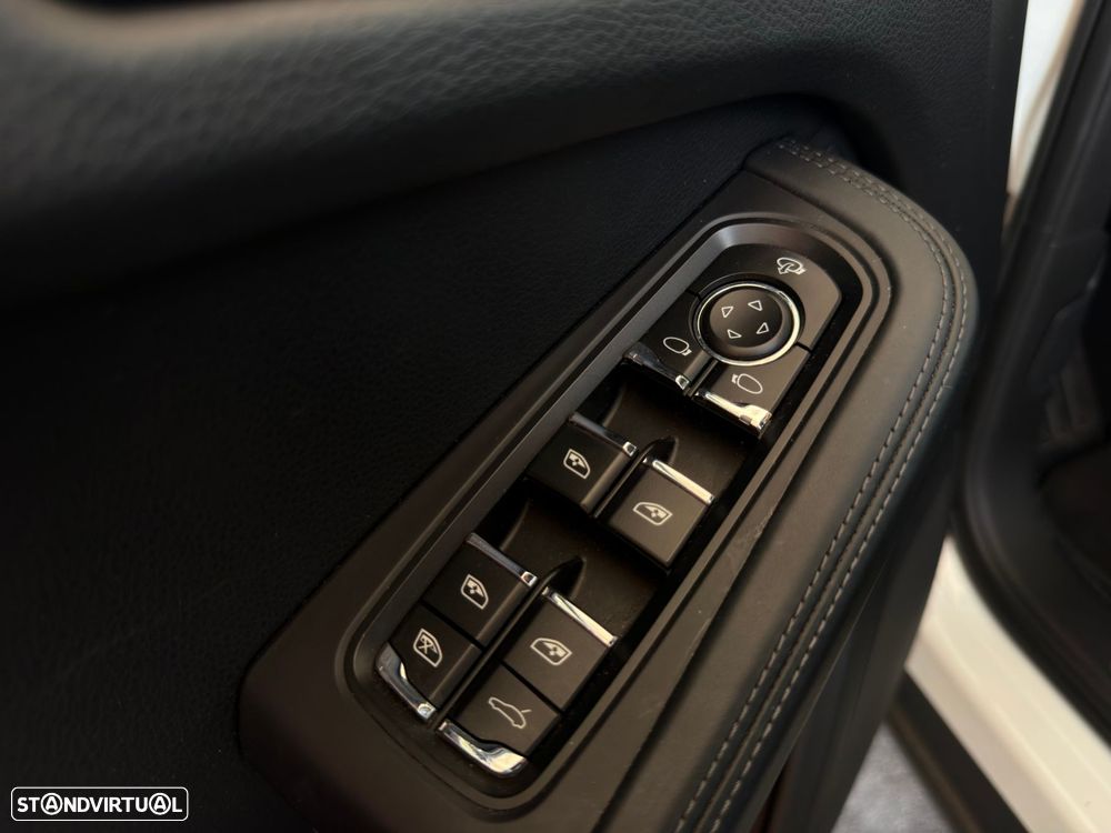 Porsche Macan S - 29