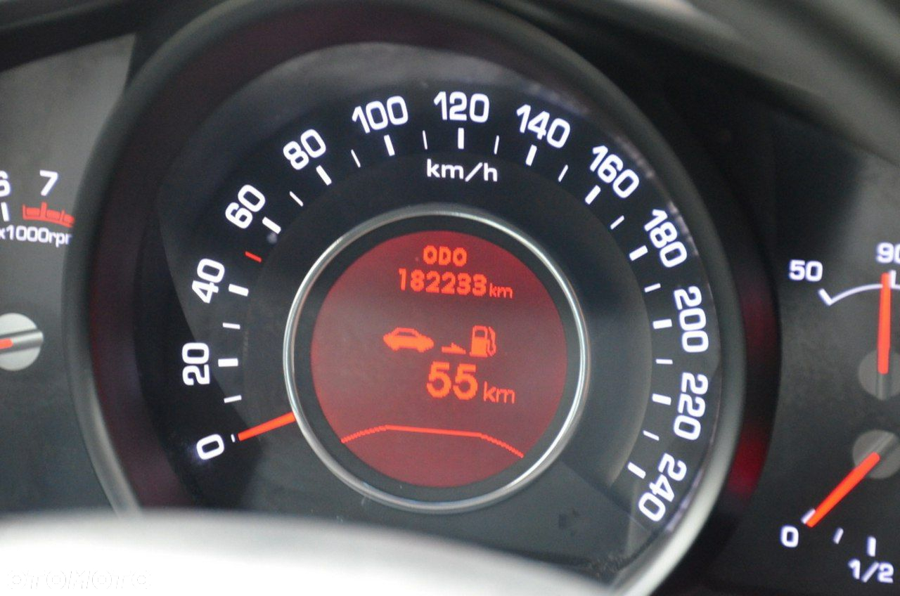 Kia Sportage - 32