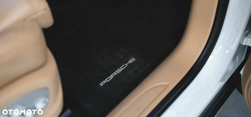 Porsche Macan Standard - 11