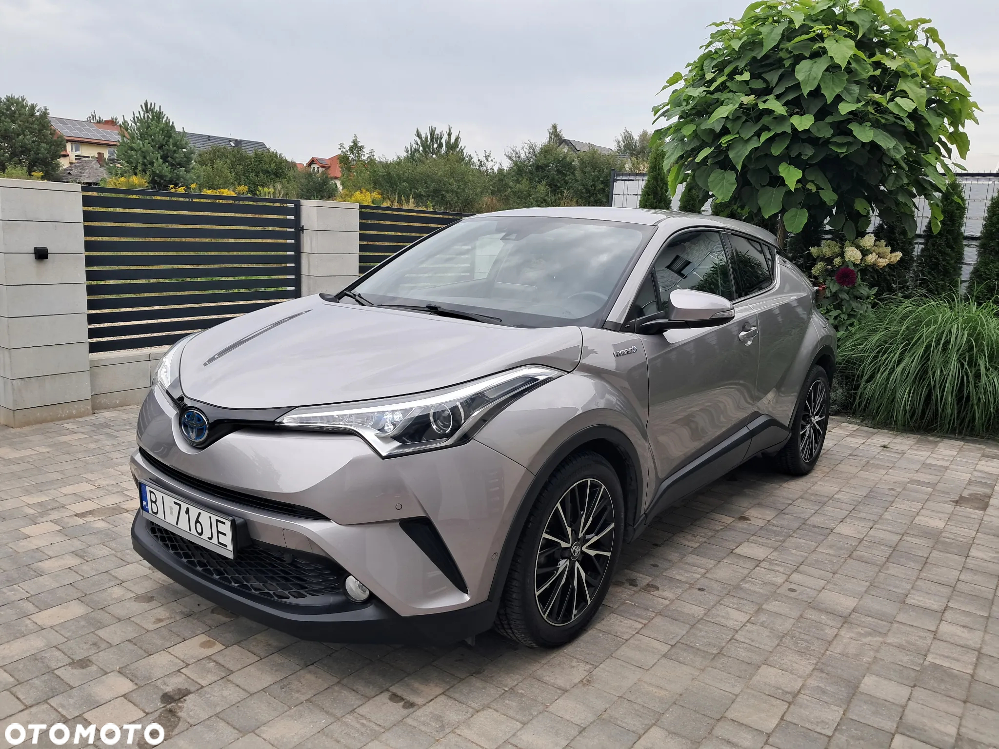 Toyota C-HR 1.8 Hybrid Premium - 4
