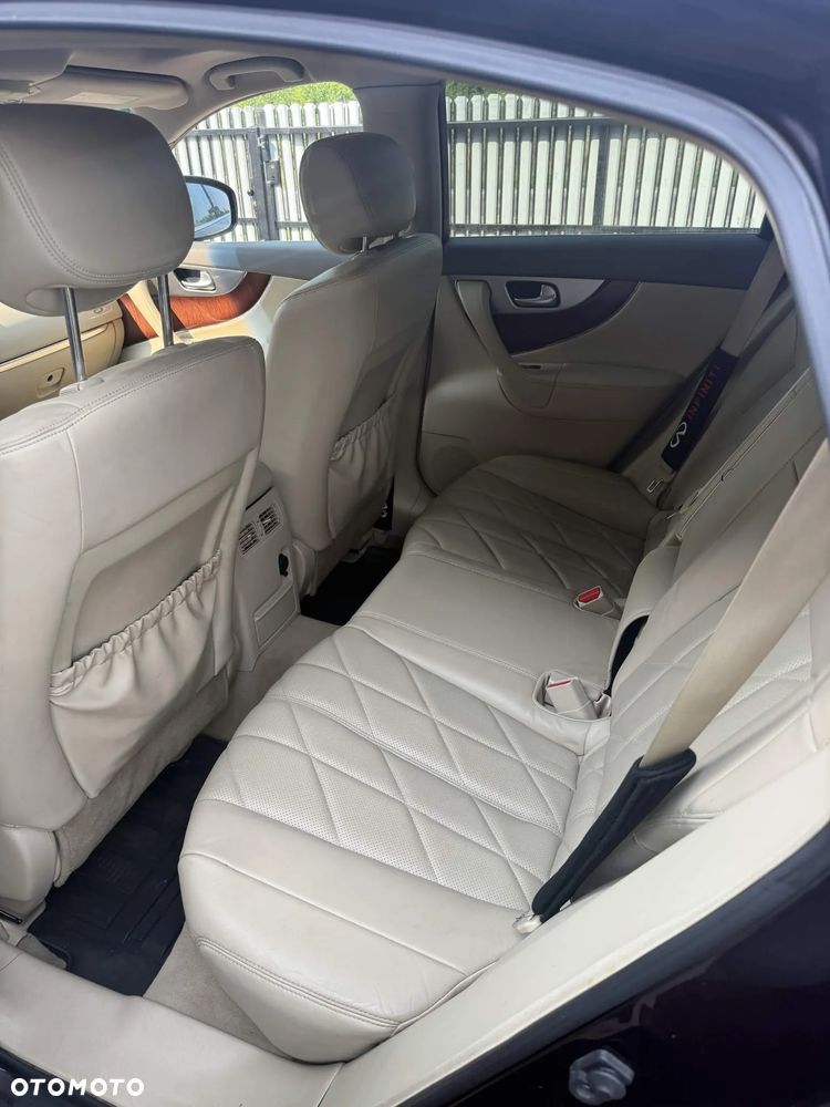 Infiniti FX FX30d S Premium - 5