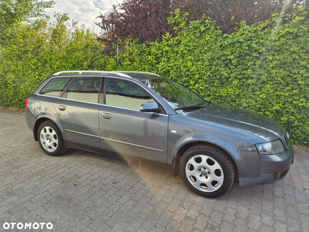 Audi A2 1.6 - 17