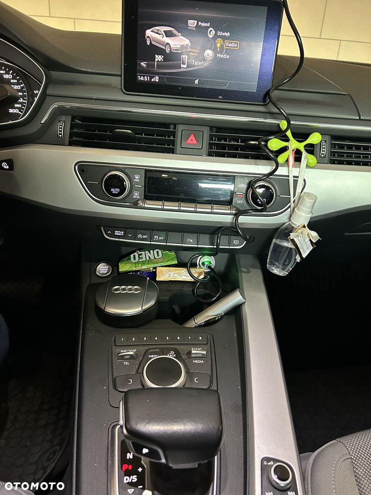 Audi A4 Limousine 2.0 TDI Sport S tronic - 8