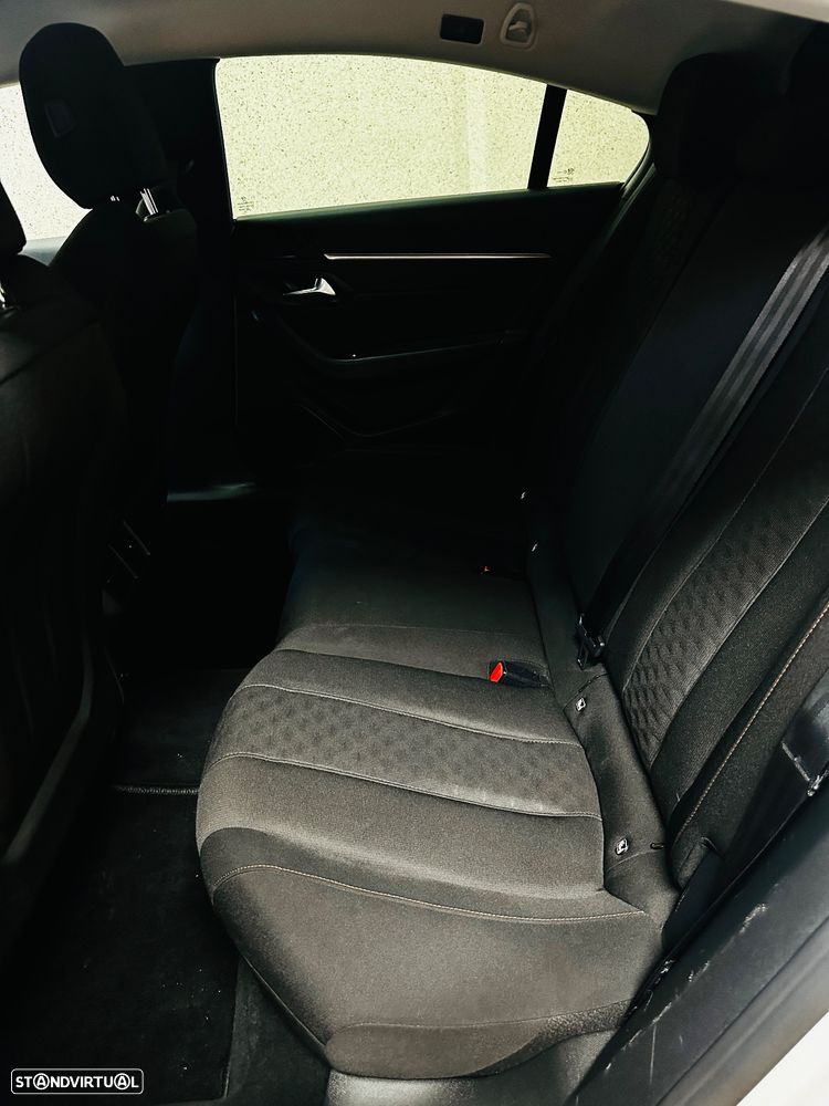 Peugeot 508 1.5 BlueHDi Business Line EAT8 - 13