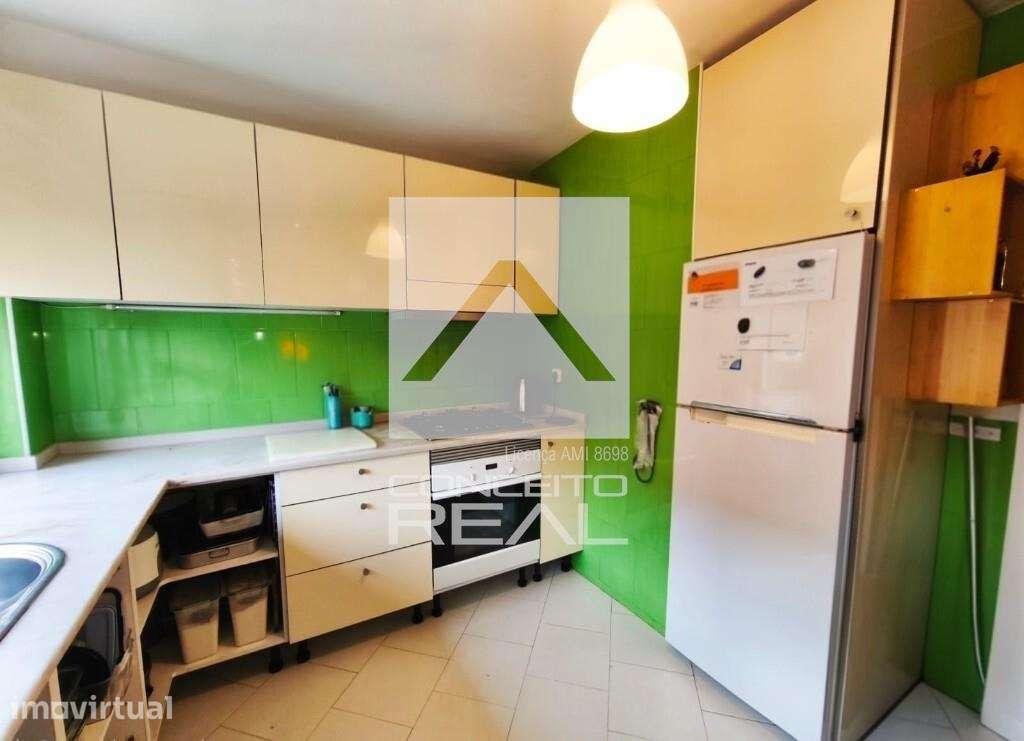 Apartamento T4 Duplex - Cooperativa dos Arquitectos - Grande imagem: 2/39