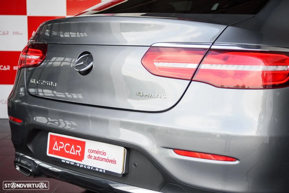 Mercedes-Benz GLC 250 d Coupé AMG Line 4-Matic - 13