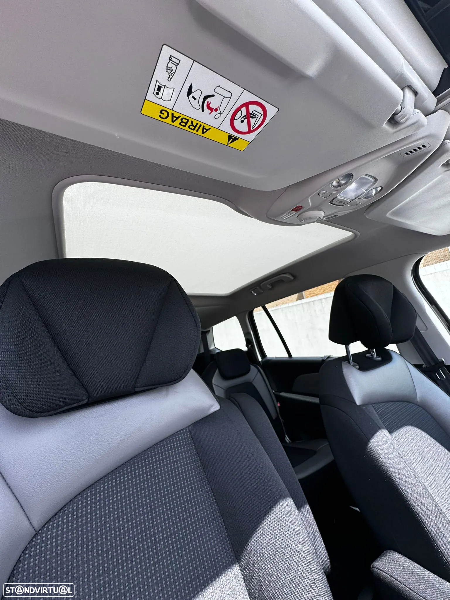 Citroën Grand C4 Spacetourer BlueHDi 130 Stop&Start EAT8 SHINE - 19