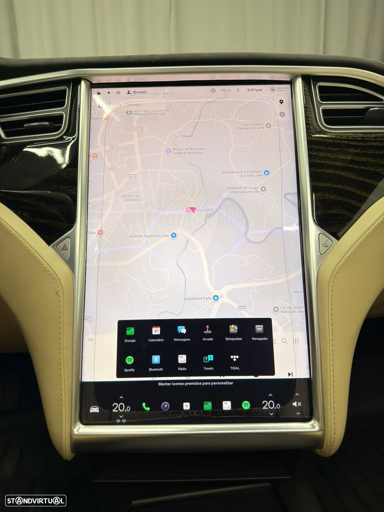 Tesla Model S 90D - 17