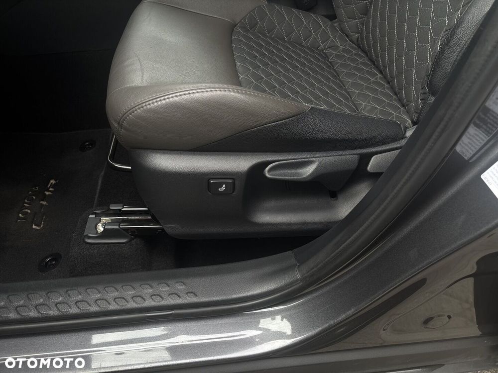 Toyota C-HR 2.0 Hybrid Executive - 16