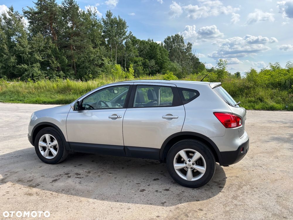 Nissan Qashqai 2.0 4x4 Tekna - 6